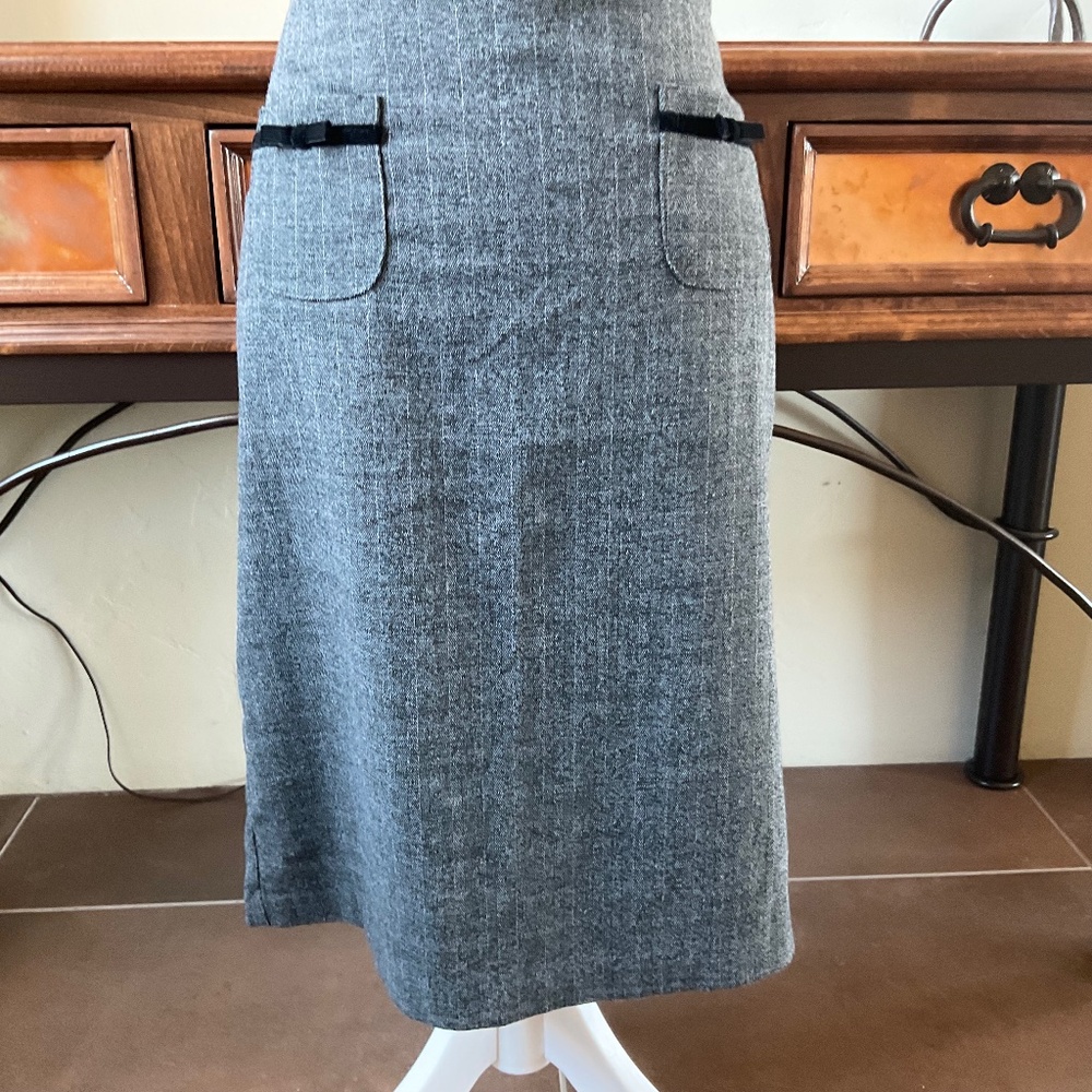 Speechless Vintage-Inspired Pinstripe Skirt. Gray/Pink. Size 11